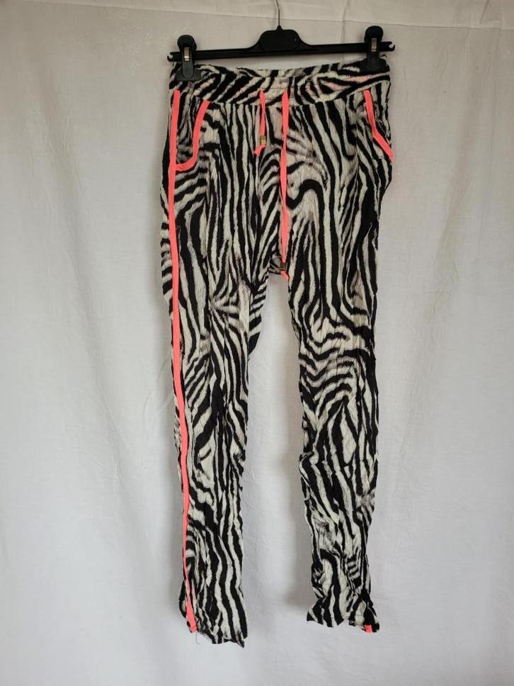 Leuke 3/4e broek zebraprint mt L/XL merk Yu & Me, Kleding | Dames, Broeken en Pantalons, Zo goed als nieuw, Maat 42/44 (L), Driekwart
