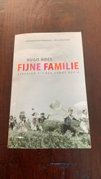 Hugo Hoes - Fijne familie, Ophalen of Verzenden, Nederland, Hugo Hoes, Zo goed als nieuw