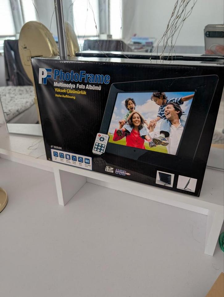 Digitale Fotolijst - Nieuw in doos!, Audio, Tv en Foto, Fotografie | Digitale fotolijsten, Nieuw, 8 tot 12 inch, Minder dan 1 GB