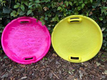 2 x slee groot rond 60 cm beschikbaar voor biedingen
