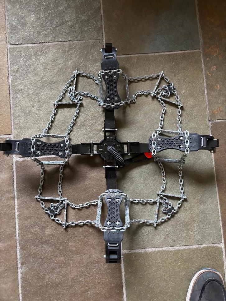 RUD-centrax sneeuwketting V891, Volvo, Auto diversen, Sneeuwkettingen, Zo goed als nieuw, Ophalen