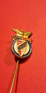 SLB Benfica voetbal speld, Verzamelen, Speldjes, Pins en Buttons, Ophalen of Verzenden, Zo goed als nieuw, Sport