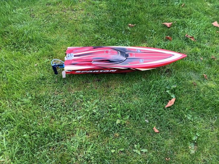 Spartan powerboat, kunt compleet varend, Hobby en Vrije tijd, Modelbouw | Boten en Schepen, Zo goed als nieuw, Overige merken