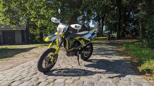 Husqvarna 701 SM 2021, Motoren, Motoren | Husqvarna, Particulier, SuperMoto, meer dan 35 kW, 1 cilinder, Ophalen