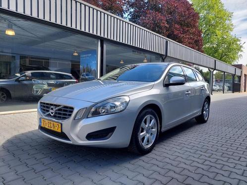 Volvo V60 1.6 T3 Kinetic Origineel NL Trekhaak Clima Cruise, Auto's, Volvo, Bedrijf, Te koop, V60, ABS, Airbags, Airconditioning