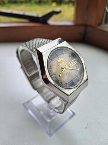 Vintage Orient automatisch  beschikbaar voor biedingen