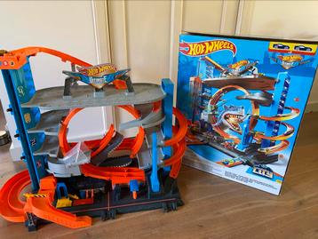 Hotwheels City Ulimate Garage Haai  beschikbaar voor biedingen
