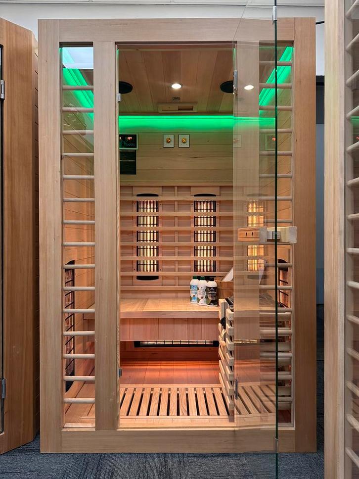 COMBI SAUNA INFRAROOD MET OPGIETKACHEL GRATIS BEZORGD! 🚚, Sport en Fitness, Sauna, Nieuw, Complete sauna, Fins of Traditioneel