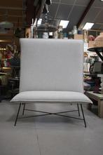 Luxe aparte hoge eetkamerbank Vidar Jess design wachtruimte, Huis en Inrichting, Stoelen, Ophalen, Zo goed als nieuw, Metaal