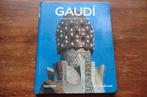 boek - Antoni Gaudi - Maria Antoinietta Crippa - taschen 1, Boeken, Ophalen of Verzenden, Zo goed als nieuw, Architecten