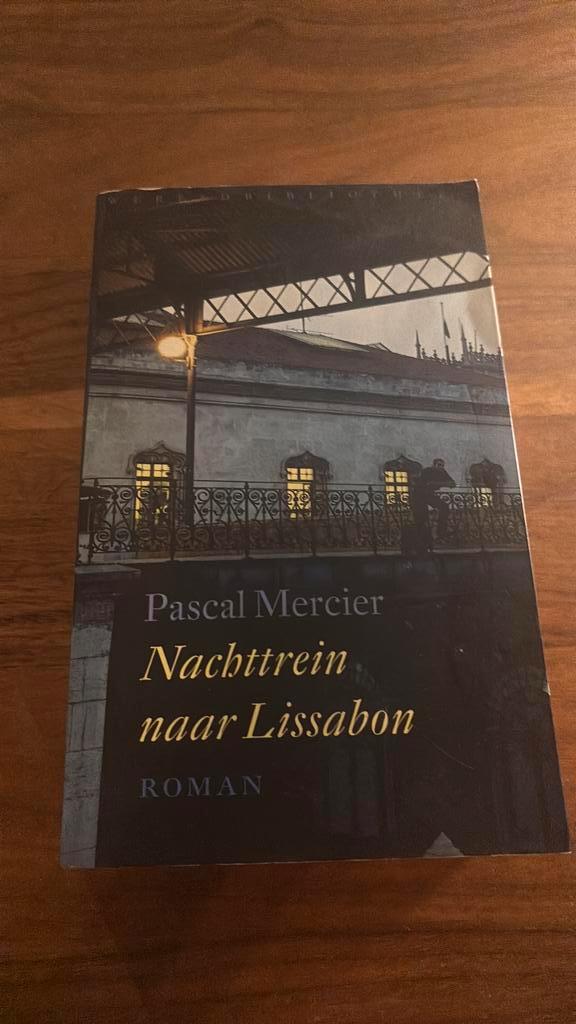 Pascal Mercier - Nachttrein naar Lissabon, Boeken, Literatuur, Zo goed als nieuw, Ophalen of Verzenden