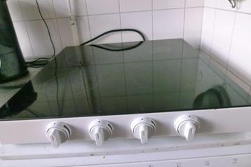 Nette modern 4 pits keramisch kookplaat  ETNA beschikbaar voor biedingen