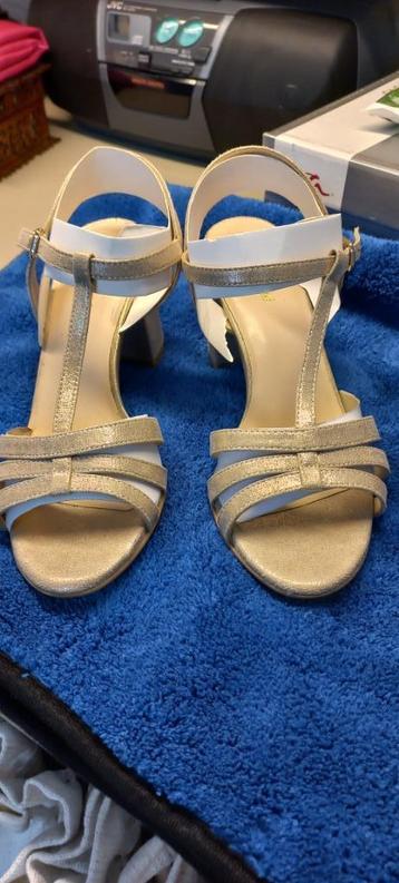 Graceland gouden sandalen, maat 38 beschikbaar voor biedingen