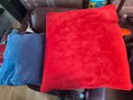 Kussen set: Paars (35x35) & Rood (65x70) - Zacht!, Huis en Inrichting, Ophalen of Verzenden, Rood, Vierkant