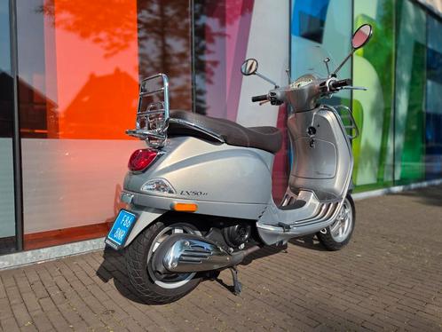 Piaggio Vespa LX50 1.853km van 2e eigenaar zeer mooie staat, Fietsen en Brommers, Scooters | Piaggio, Zo goed als nieuw, Overige modellen