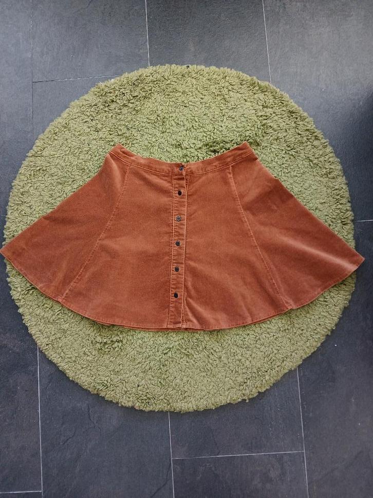 Retro seventies stijl bruin Brandy Melville rokje, maat S, Kleding | Dames, Rokken, Zo goed als nieuw, Maat 36 (S), Bruin, Boven de knie