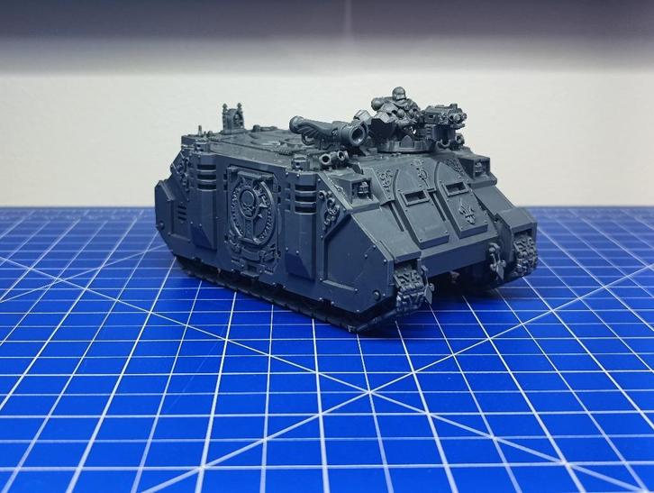 Warhammer 40k Adepta Sororitas Rhino Set 1, Hobby en Vrije tijd, Wargaming, Gebruikt, Warhammer, Figuurtje(s), Geverfd, Ophalen of Verzenden