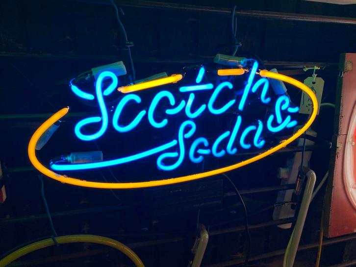 Scotch & soda., Verzamelen, Merken en Reclamevoorwerpen, Zo goed als nieuw, Lichtbak of (neon) lamp, Ophalen