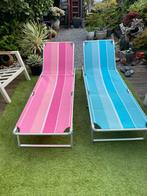 2 ligbedden licht gewicht roze en blauw, Ophalen, Zo goed als nieuw, Aluminium