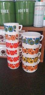 Arcopal Lotus kopjes set soepkommen koppen, Verzamelen, Retro, Ophalen of Verzenden, Huis en Inrichting