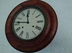 Antieke Schoolklok / Pub Klok, Antiek en Kunst, Ophalen