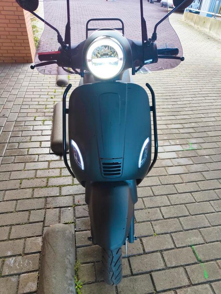 Killerbee 4tact, Fietsen en Brommers, Snorfietsen en Snorscooters, Zo goed als nieuw, Overige merken, Benzine, Ophalen of Verzenden