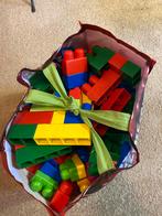 Grote plastic bouwstenen in big shopper, Kinderen en Baby's, Speelgoed | Bouwstenen, Ophalen of Verzenden