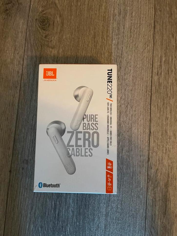 JBL TUNE 220TWS WIT 458 TRUE WIRELESS HEADPHONES, Audio, Tv en Foto, Koptelefoons, Zo goed als nieuw, Op oor (supra aural), Overige merken