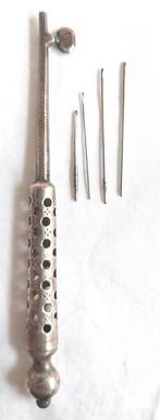 Tamboereernaald antiek zilveren haaknaald naald naalden, Antiek en Kunst, Antiek | Goud en Zilver, Ophalen of Verzenden, Zilver