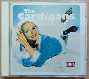 cd The Cardigans - Life 1995 Stockholm Records 523 556-2 beschikbaar voor biedingen