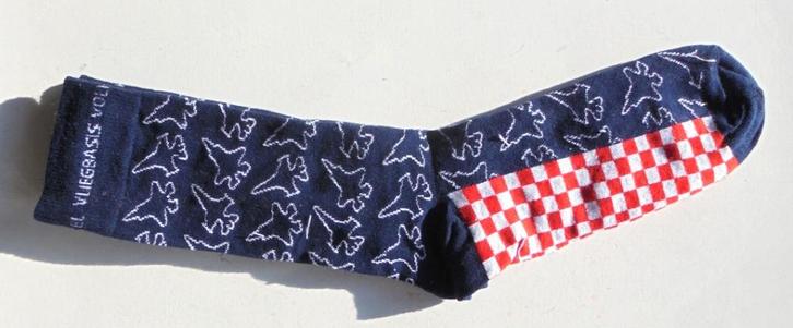 Luchtmacht sokken met F-35 jachtvliegtuigen Open Dagen Klu, Verzamelen, Militaria | Algemeen, Luchtmacht, Embleem of Badge, Nederland