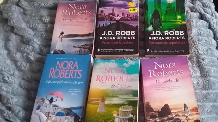 Nora Roberts/ J.D. Robb boeken, Boeken, Romans, Zo goed als nieuw, Nederland, Ophalen