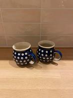 2x Blauw-wit gestippelde mokken, Ophalen of Verzenden, Zo goed als nieuw, Overige stijlen, Kop(pen) en/of Schotel(s)