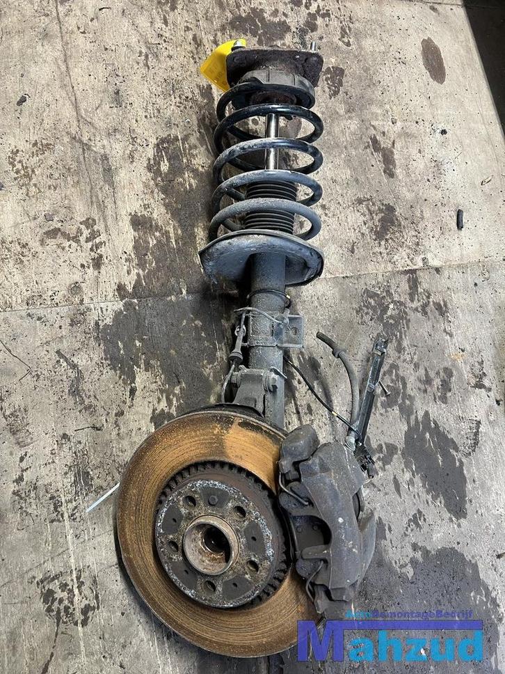 VOLVO V70 2.4D rechts voor veerpoot fusee remklauw 1999-2006, Auto-onderdelen, Ophanging en Onderstel, Volvo, Gebruikt, Ophalen of Verzenden