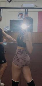 Gym short M, Maat 38/40 (M), Ophalen of Verzenden, Zo goed als nieuw, Roze