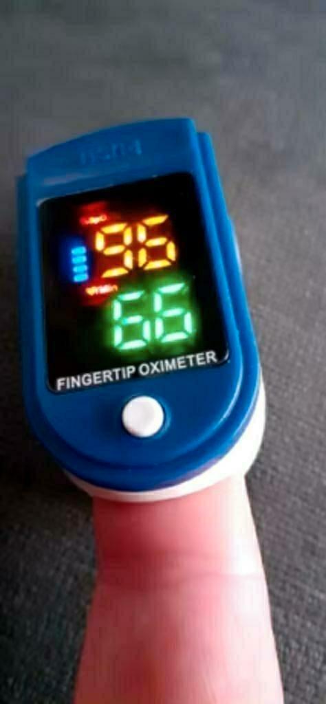 2-in-1 Oximeter Hartslagmeter zuurstofverzadiging monitor, Diversen, Verpleegmiddelen, Nieuw, Ophalen of Verzenden