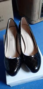 Nieuwe zwarte pumps - nieuwe schoenen - originele doos, Kleding | Dames, Pumps, Zwart, Nieuw, Ophalen of Verzenden