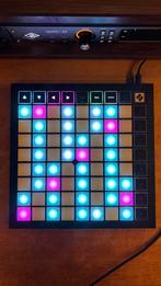 Novation Launchpad X - MIDI Controller, Muziek en Instrumenten, Midi-apparatuur, Ophalen of Verzenden, Zo goed als nieuw