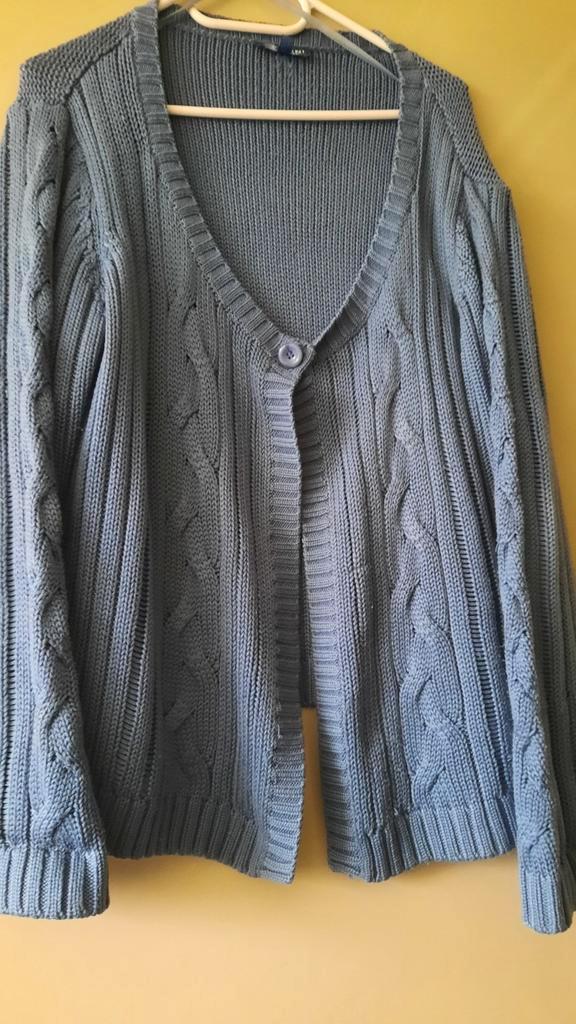 Een mooi, warm, blauw vest, Kleding | Dames, Truien en Vesten, Zo goed als nieuw, Blauw, Ophalen of Verzenden