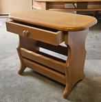 Krantenbak / bijzettafel, Antiek en Kunst, Ophalen of Verzenden