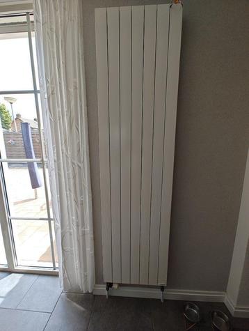 Design radiator Thermic ( Vasco ) beschikbaar voor biedingen