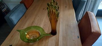 Vazen set  gekleurd sierglas beschikbaar voor biedingen