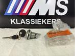 BMW E12 5 serie deurslot rechts, Niet ingevuld, Niet ingevuld, Nieuw, Ophalen of Verzenden