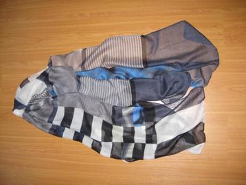 Sjaaltje beschikbaar voor biedingen