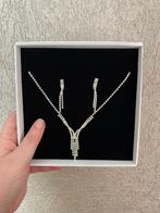 Nieuwe bruidssetje(N18) met veel strass, Ophalen of Verzenden, Nieuw, Overige kleuren, Accessoires