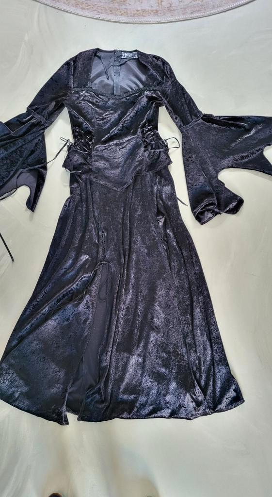 Gothic jurk maat M/L., Kleding | Dames, Gelegenheidskleding, Zo goed als nieuw, Overige typen, Maat 38/40 (M), Zwart, Ophalen of Verzenden