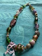 Ketting met handgeblazen lampwork kralen lente tinten, Ophalen of Verzenden, Nieuw, Overige kleuren, Overige materialen