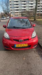 Toyota Aygo 1.0 12V 5DRS Airco 2010, Voorwielaandrijving, Zwart, 4 stoelen, 68 pk