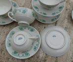 MOSA Thee Servies 16 Koppen en Schotels met Druiven ranken, Antiek en Kunst, Antiek | Servies compleet, Ophalen of Verzenden