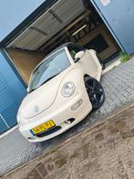 Volkswagen Beetle (Kever) 1.8 Cabriolet 110KW 2004 Beige, Auto's, Voorwielaandrijving, 65 €/maand, Beetle (Kever), 4 cilinders